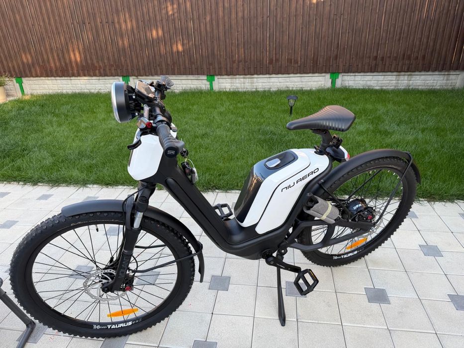 Bicicleta electrica Niu Aero Nou nouta