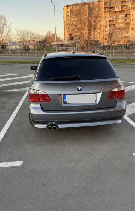 Автомобил BMW 525