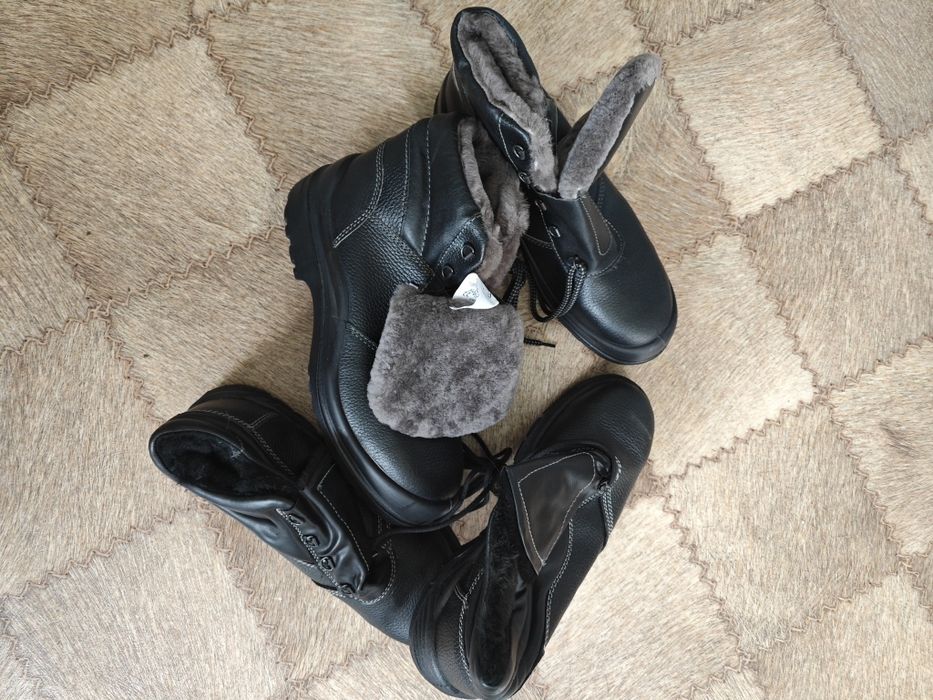 Продаю рабочие ботинки