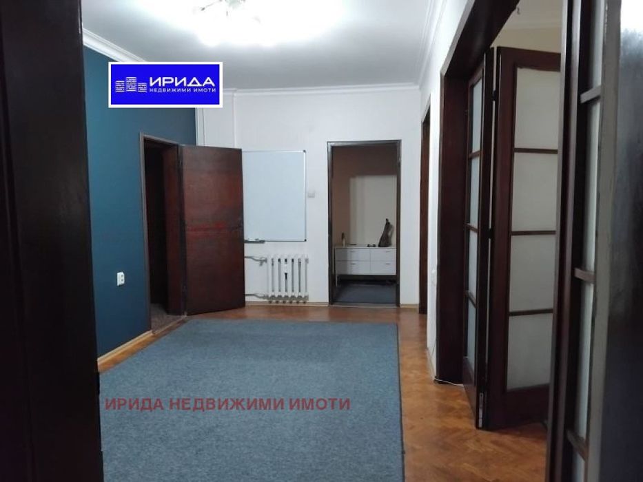 Продава се Многостаен апартамент в София, Център - 120 кв.м за 4667 €/кв.м - Снимка #2