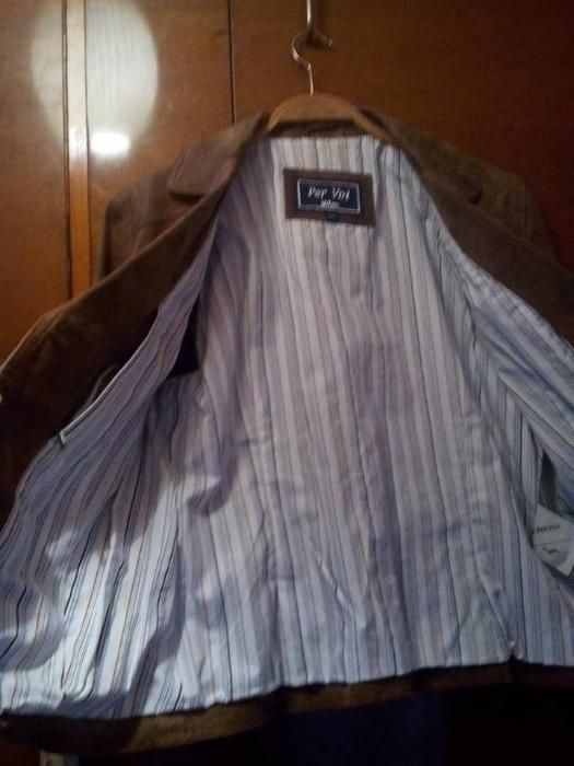 Две елегантни дамски сака