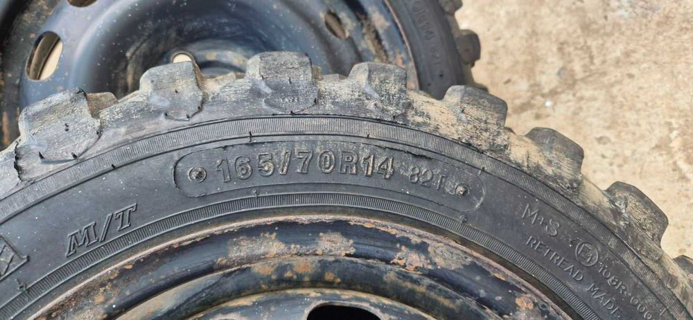 Кални гуми за кола !