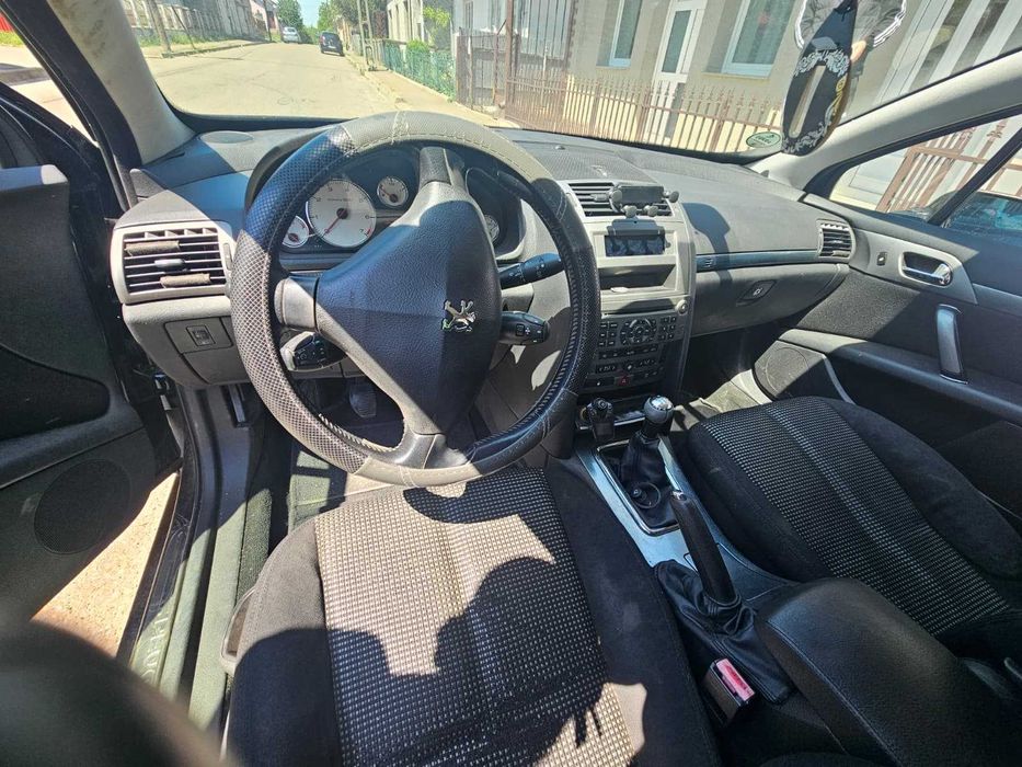 Peugeot 407 2.0 benzină, 136 CP, Euro 3, 2005