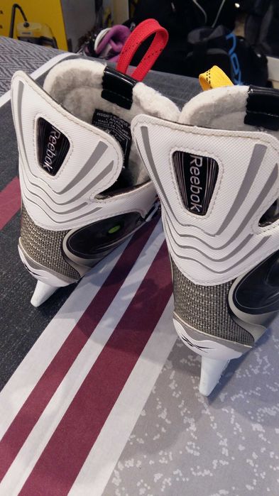 Vand patine Bauer-Reebok 37.5 model 6 K