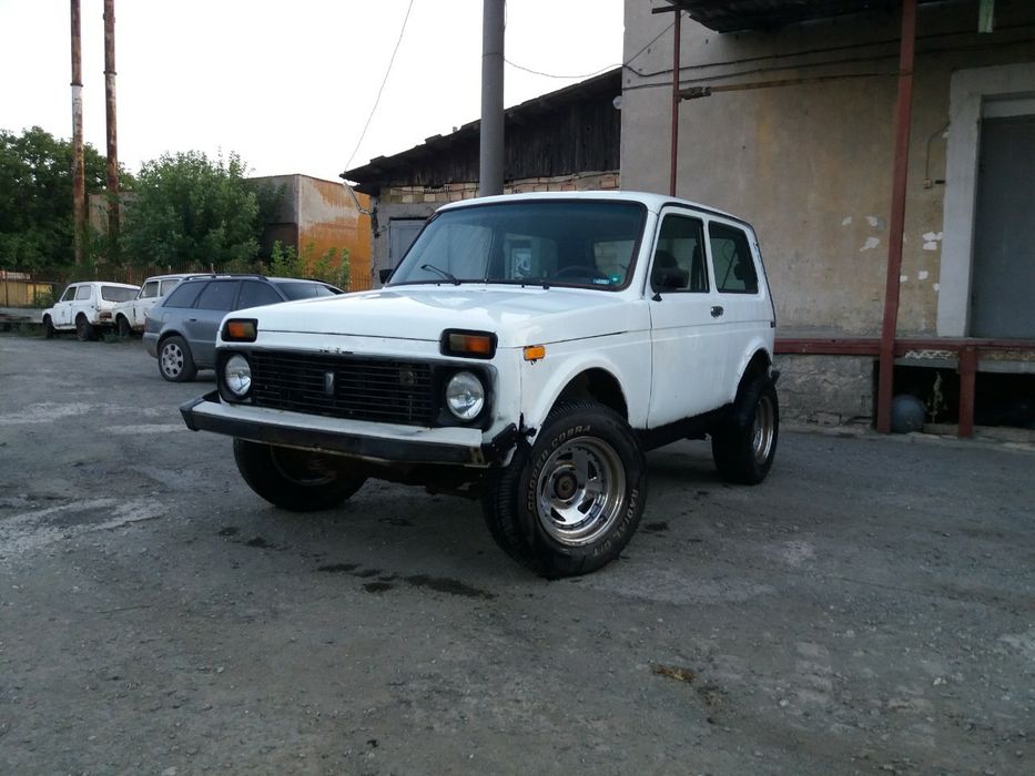 Лада Нива Lada Niva 1.7i