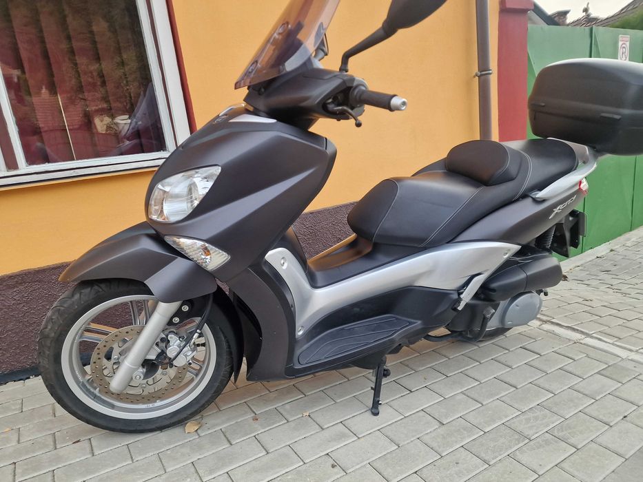 Yamaha X- city 250 – 2016 – 8.200 km – Stare excelentă