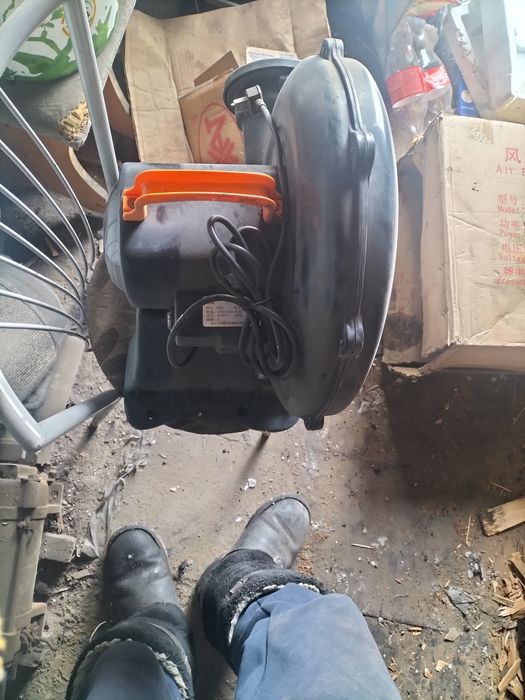 Насос для батута