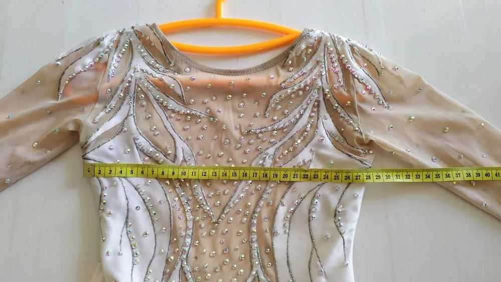 Трико за художествена гимнастика