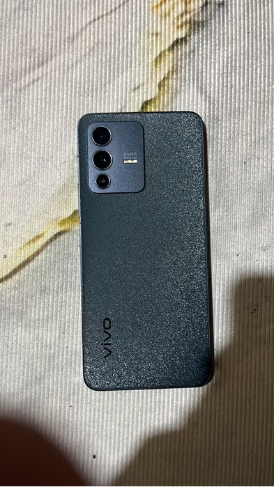 Продам срочно Vivo v23 5G 128гб