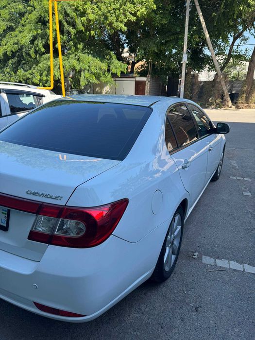 Продаётся Chevrolet Epica 3-позиция, автомат
