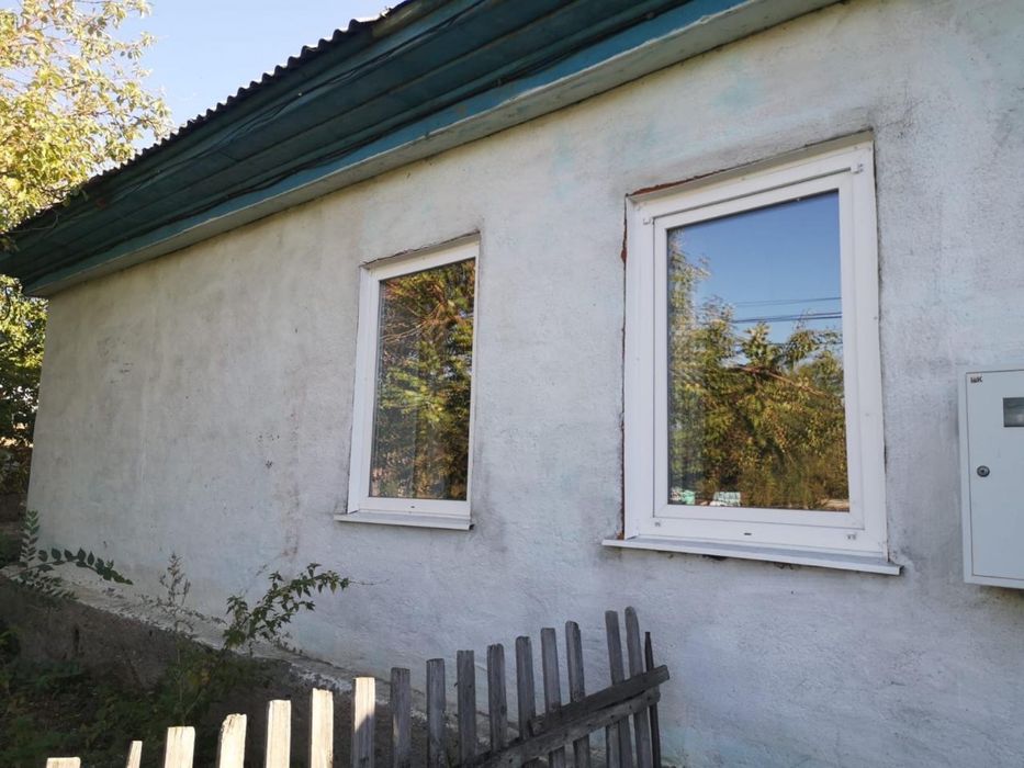 2 Дома стоящие рядом в одном ансамбле