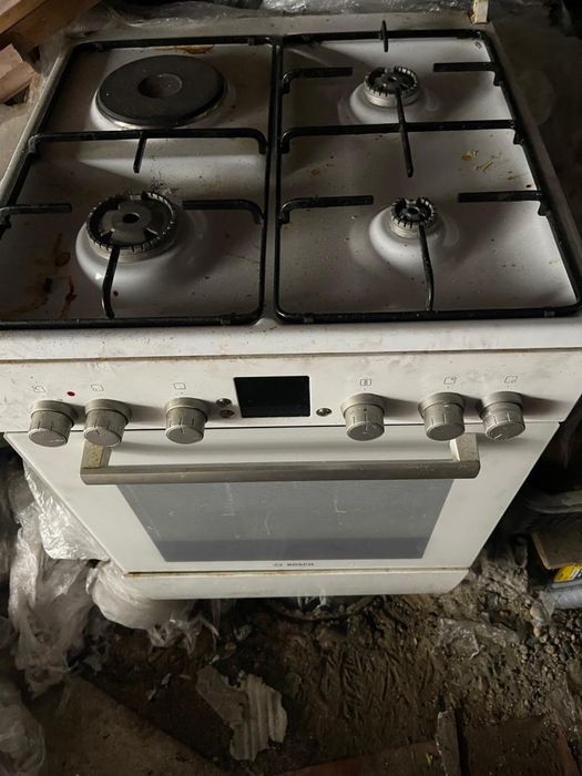 Продам газ плиту