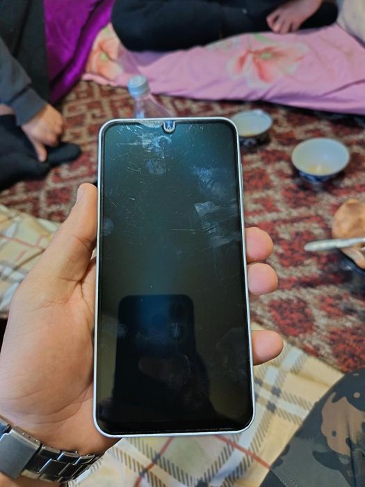 Samsung A16 xolati ideal