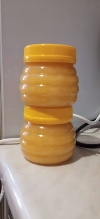 Мёд разнотравие, очень вкусный, 3500 за литр.