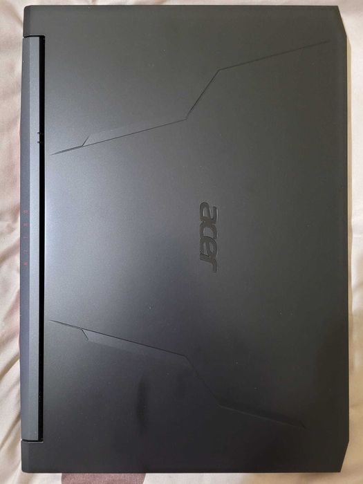 Laptop Gaming Acer Nitro 5 AN517-41 cu procesor AMD Ryzen™ 7 5800H, 17.3