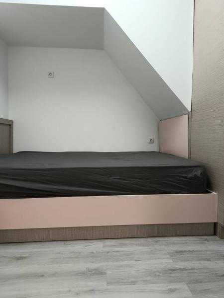 Дава се под наем Двустаен апартамент в Бургас, Център - 50 кв.м за 510 € - Снимка #3