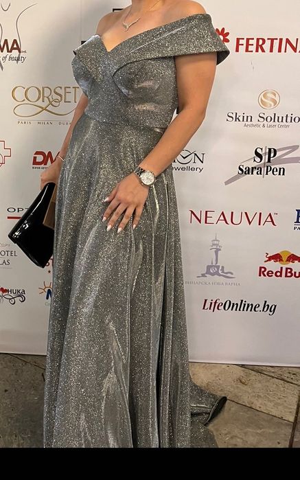 Официална рокля в сив брокат