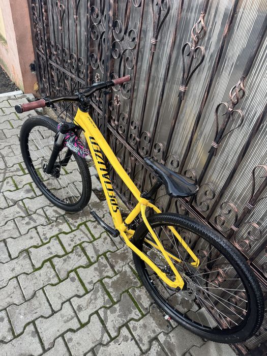 Vand bicicleta mtb specialized 27.5 frane hidraulice detin si alte mod