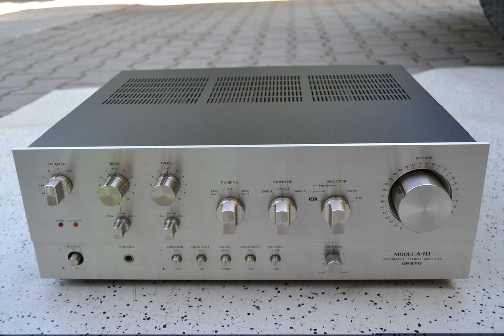Amplificator Onkyo A 10 + Tuner Onkyo T 9
