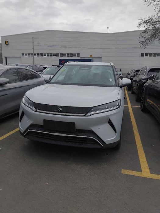 Byd Yuan Up Smart 1-pozitsiya!