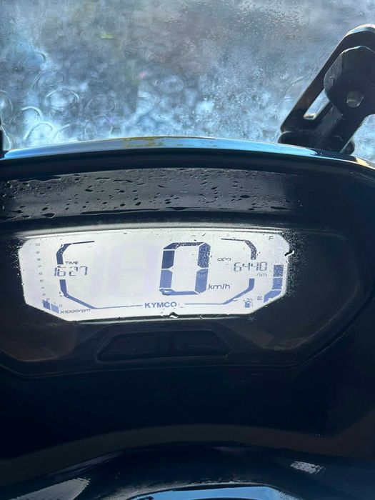 Kymco SkyTown 125i CBS