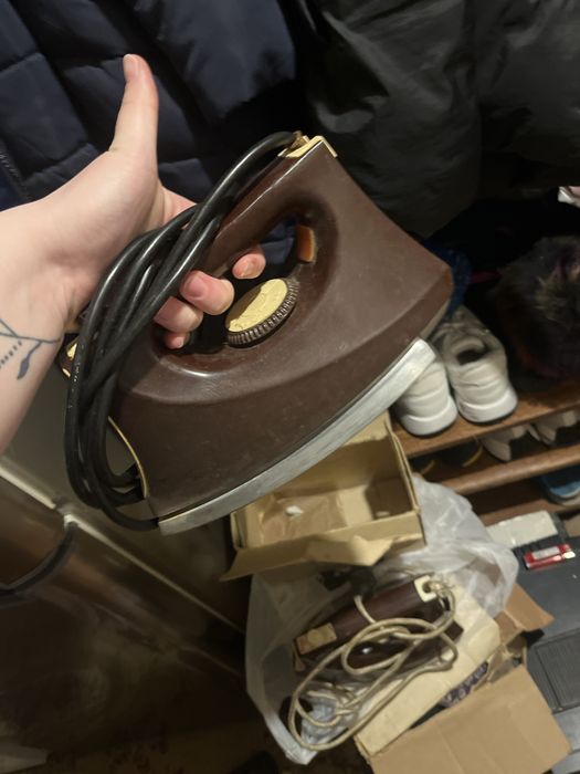 Утюг советский продам