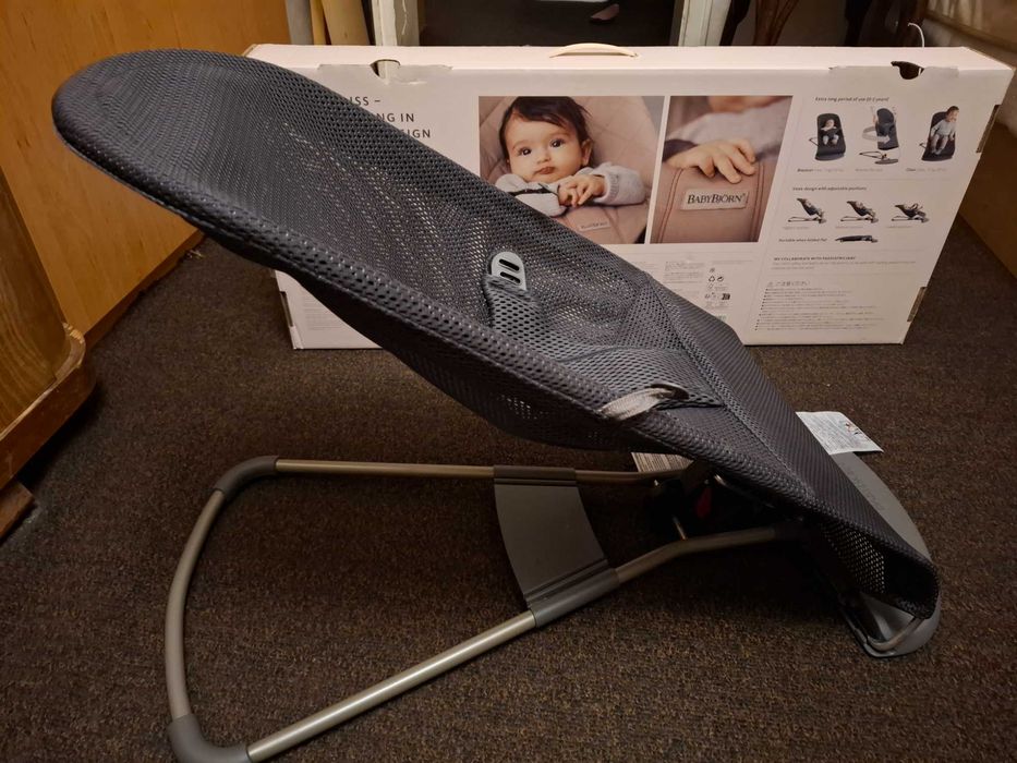 Бебешка люлка/шезлонг баунсер bouncer BabyBjorn Bliss