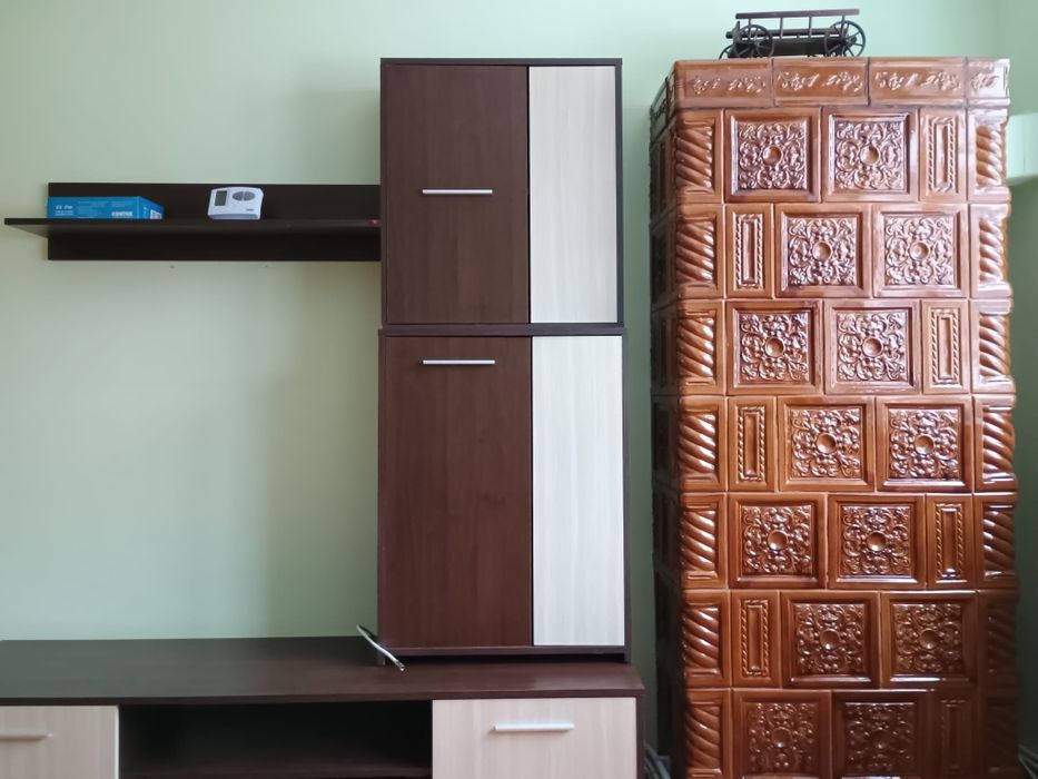 Apartament 3 camere semidecomandat