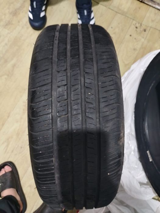 Продаю резину 195/55 R16