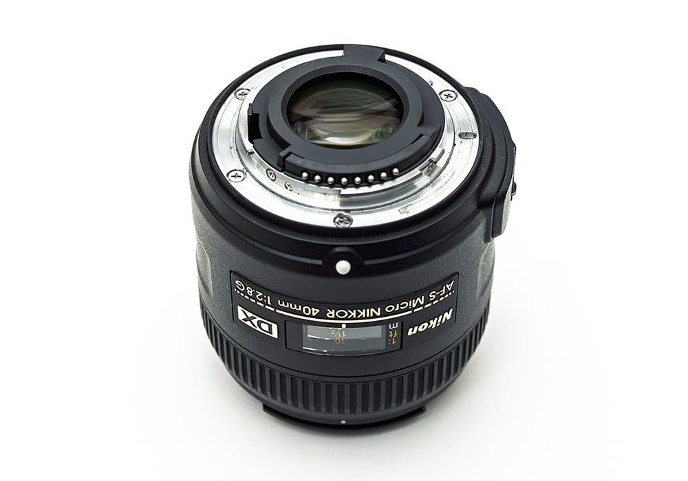 Obiectiv Micro NIKKOR 40mm f/2.8G AF-S DX Macro 1:1