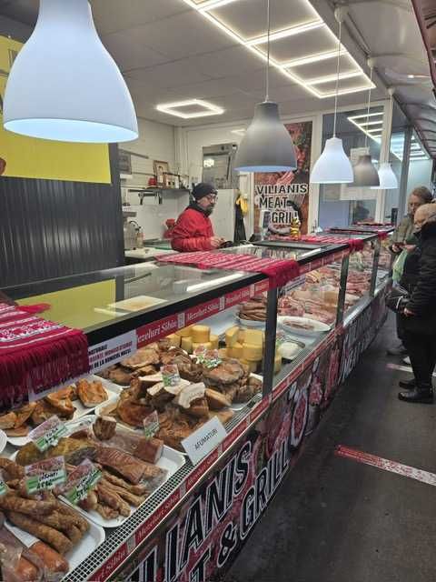 Vand afacere (macelarie) la cheie