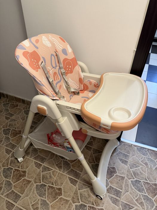 Scaun de masa pliabil pentru bebelusi