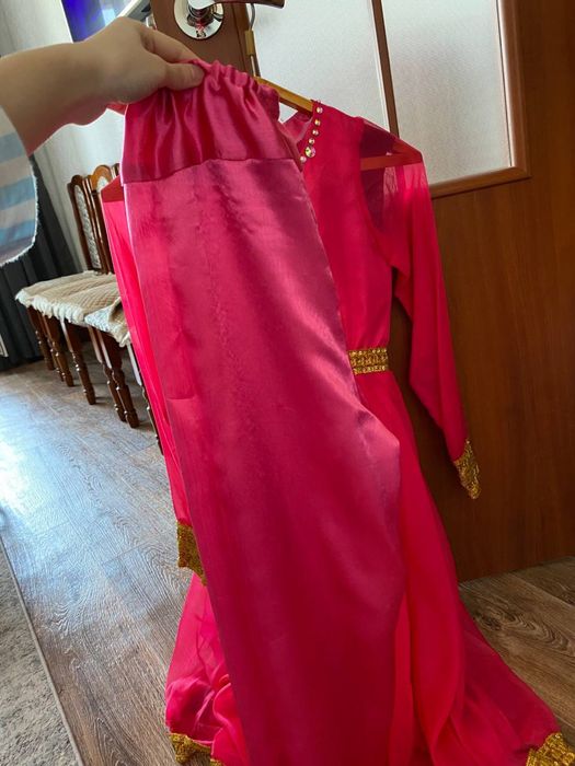 Уйгурский костюм