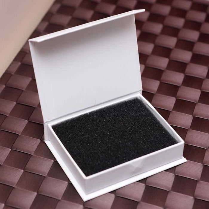 Cutie din carton pentru memorie USB, Stick, Alba, Magnet