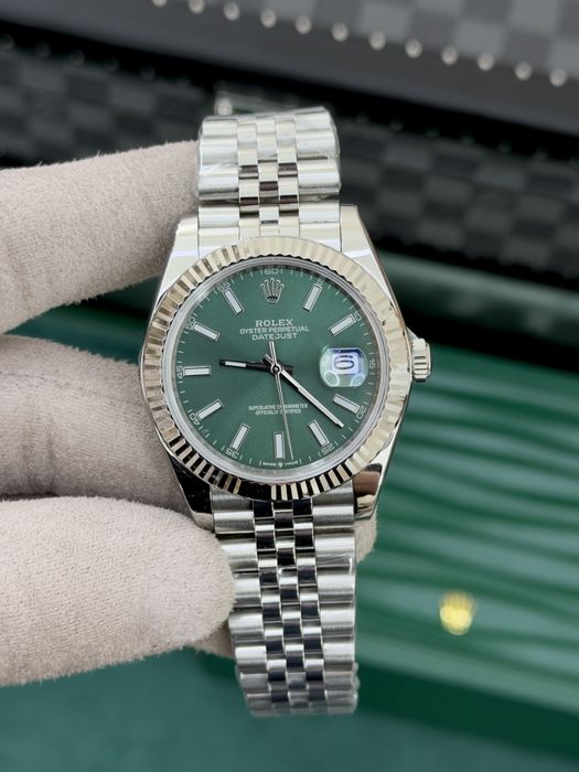 Rolex Datejust 41mm – Mint Green Dial, Fluted Bezel, Jubilee Bracelet
