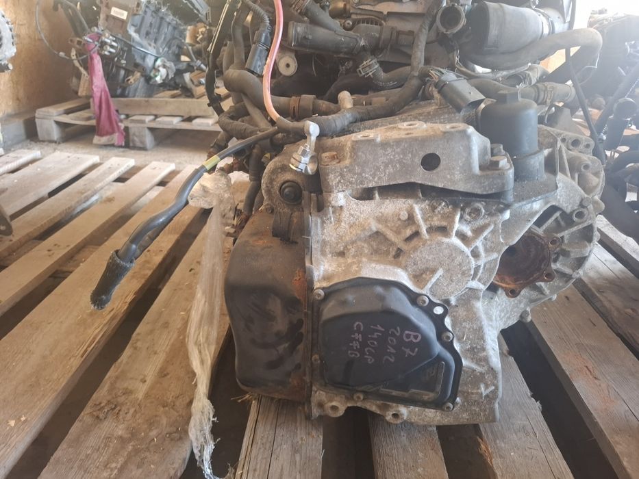 Vând motor passat b7 2012 2.0 D 140cp Avem TOATĂ GAMA VOLSKWAGEN: golf 5 golf 6 b5 b6 b7 Touareg Touran passat cc crafter toate codurile motor