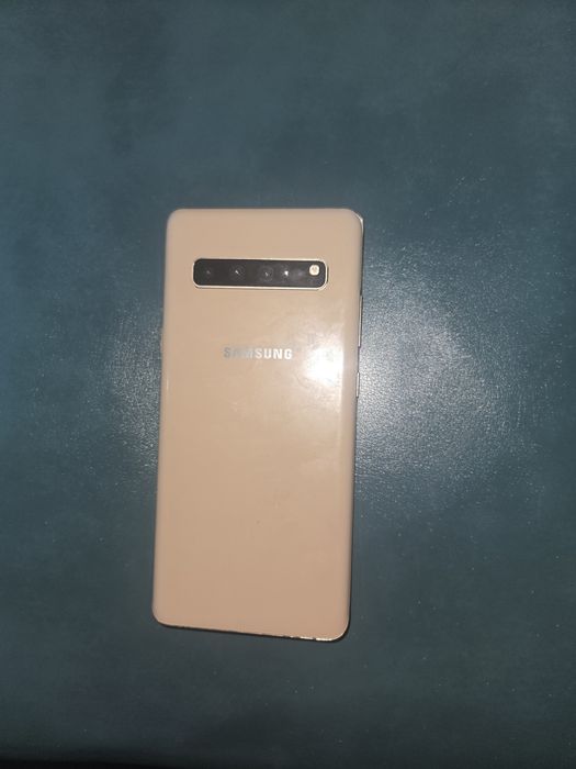 Samsung s10 5g телефон  корея