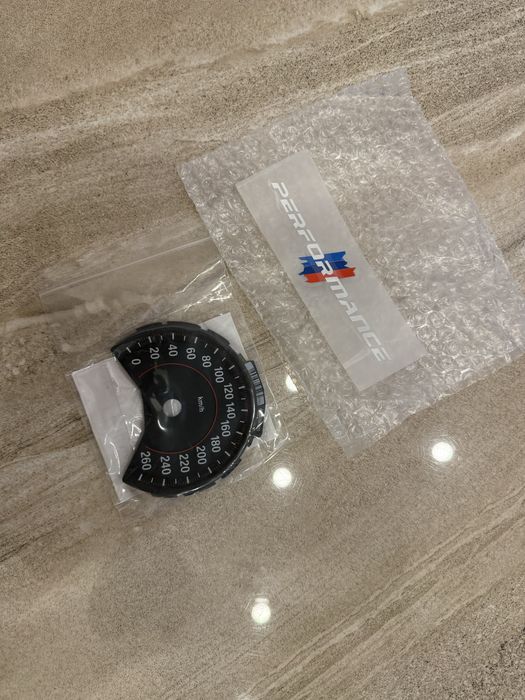 циферблат в км за bmw f серия