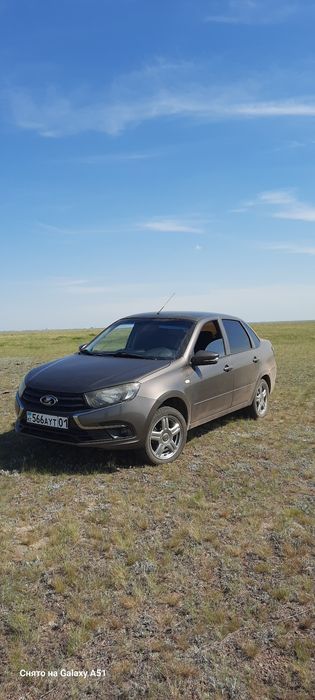 Продам автомобиль ваз 2190