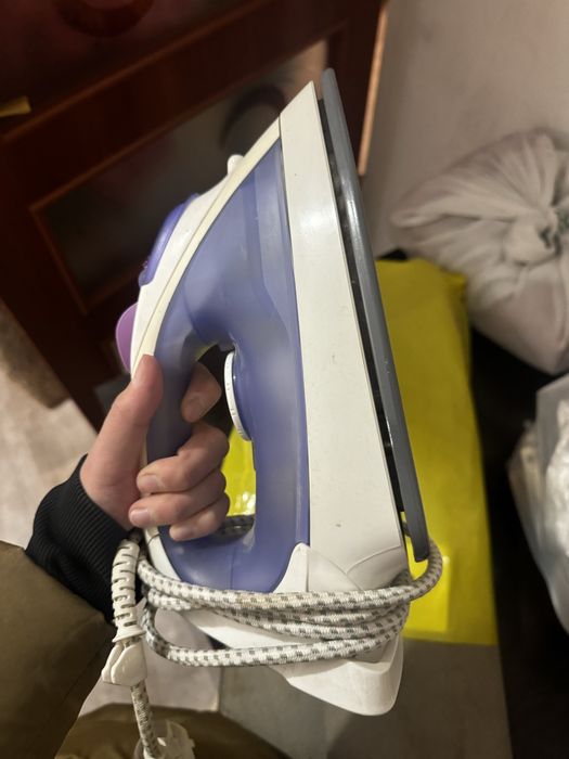 Продам утюг за копейки