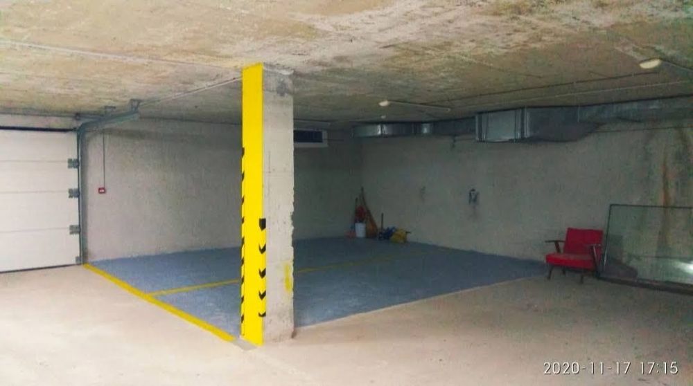 Дава се под наем Гараж / Паркомясто в Бургас, Меден рудник - зона Д - 34 кв.м за 35.7 € - Снимка #2