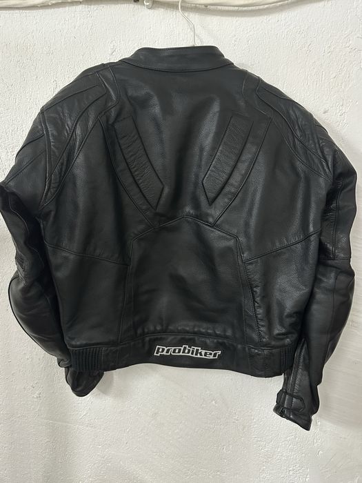 Кожено яке и панталон размер 56