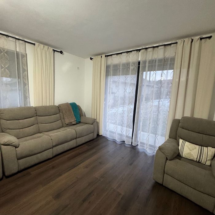 De vânzare practic nou.