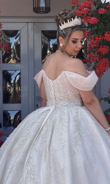 Rochie miresa stil printesa facuta pe comanda
