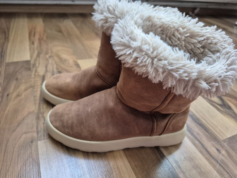 Ghete Zara,mărimea 35