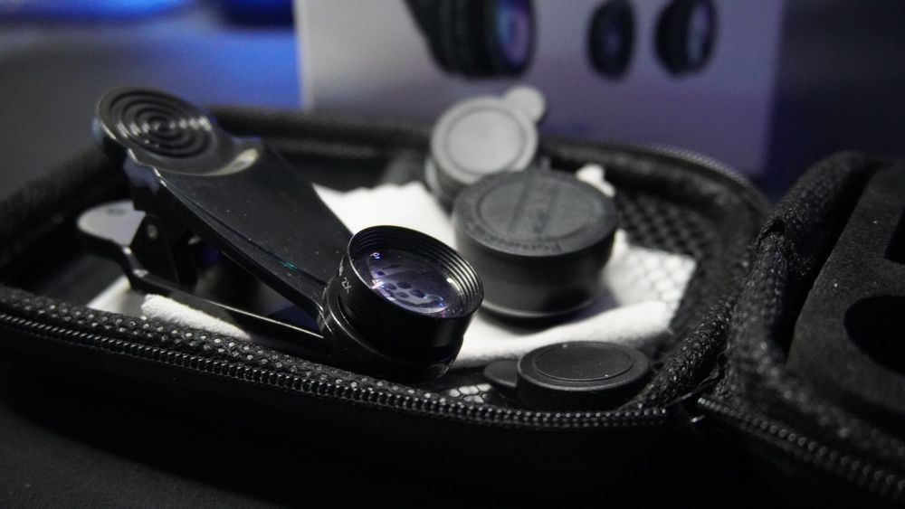 Объективы на смартфон