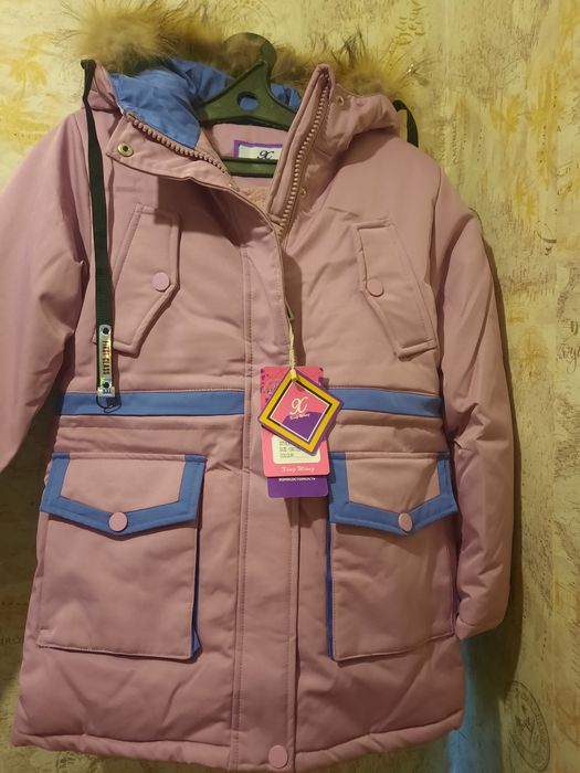 Новая Куртка на девочку