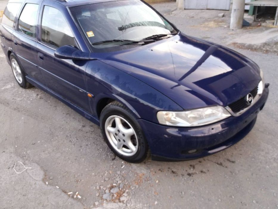 Opel Vectra ecotec 136к.с 2l 16V 2000куб.