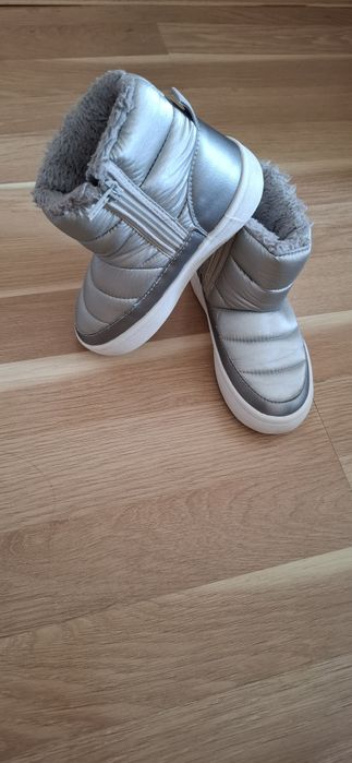 Детски боти/ботуши 26 номер H&M