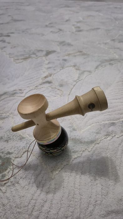 Kendama USA Benjamin Brian Pro Model - Jet Shape